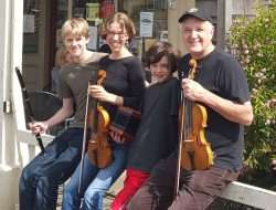 Willie, Susan. Owen, Randal
