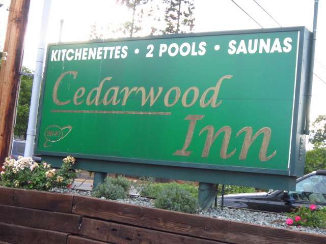Cedarwood Inn