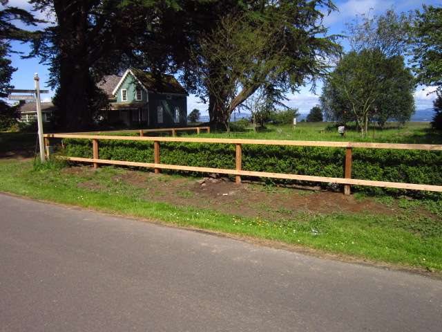 Fence Structure
