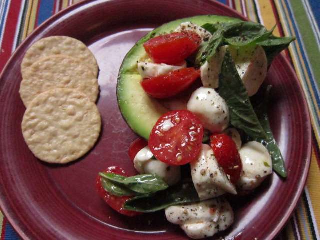 Insalata Caprese a la Oysterville