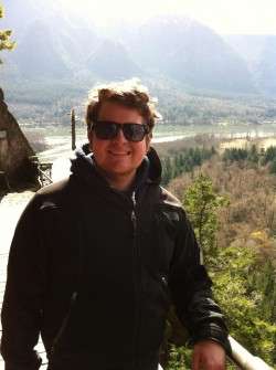Singer/Songwriter Joel Uram