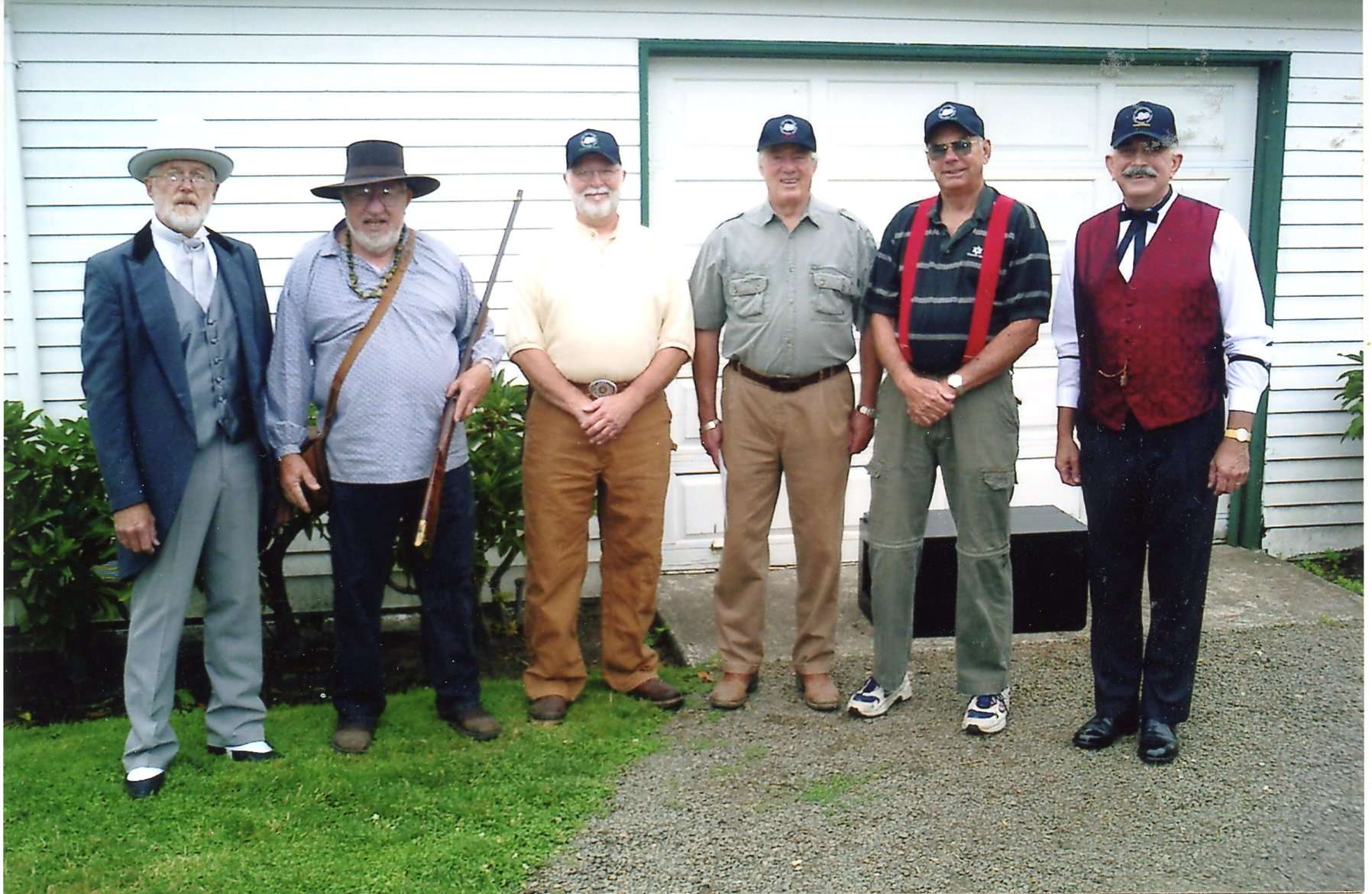 Members of T.H.O.M. 2004