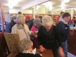 'Sydney Signing' by Maggie Stuckey