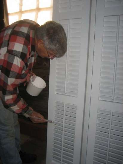 Touching Up The Louvres