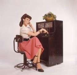 Lily Tomlin as Ernestine